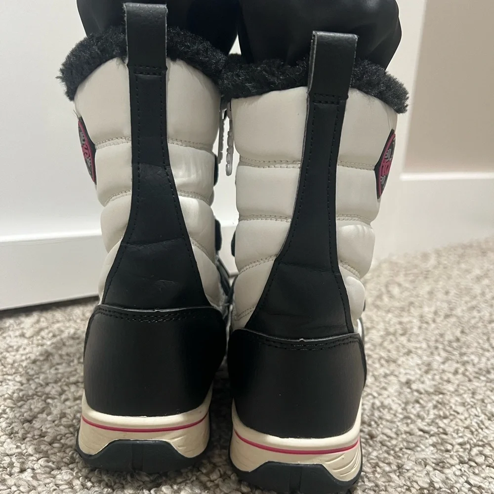 Totes Kids Black and White Snow Boots Size 1